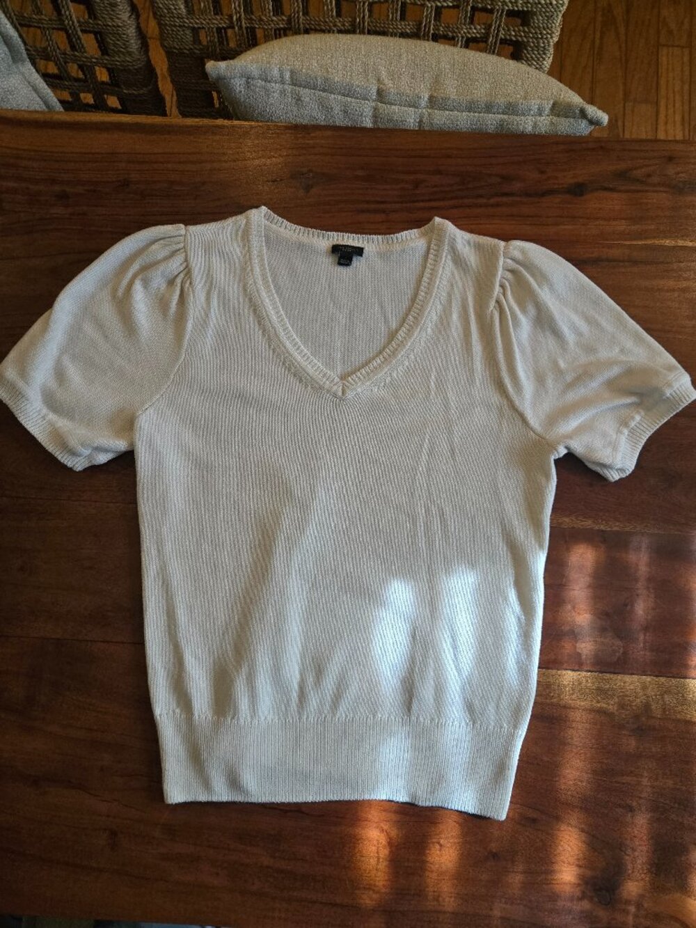 Ann Taylor Short Sleeve Sweater V-Neck White Large